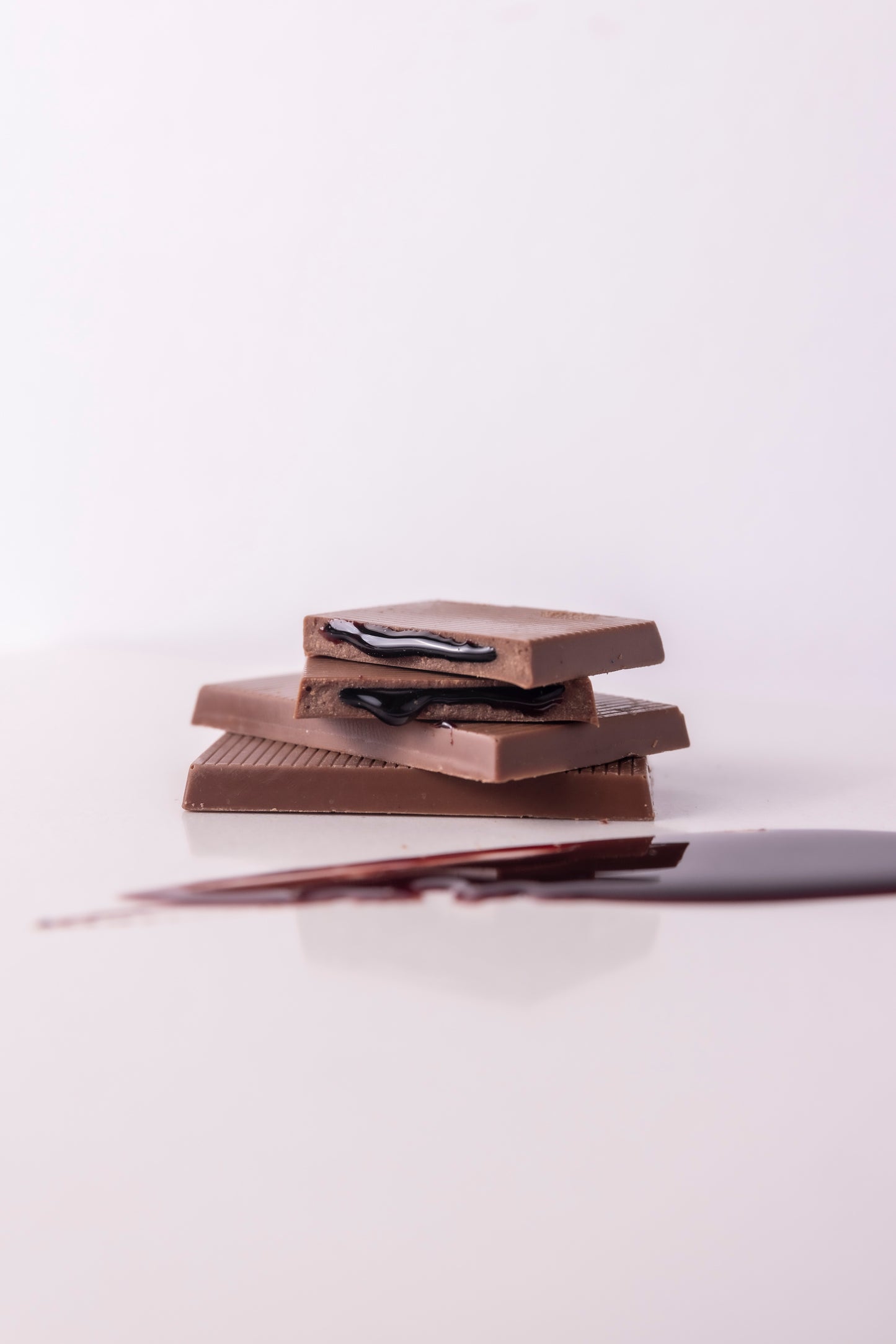 #1 Gift Basket: 5 Chocolate boxes + Awi Premium Malbec 2021