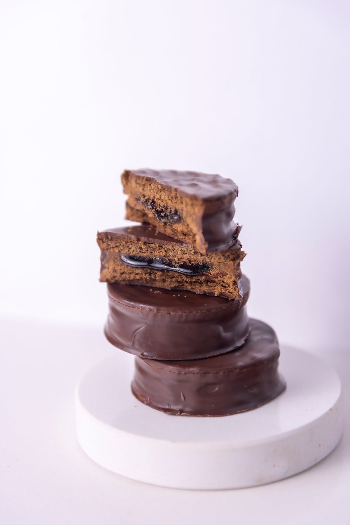 Argentine Alfajores Crafted with Fine Chocolate