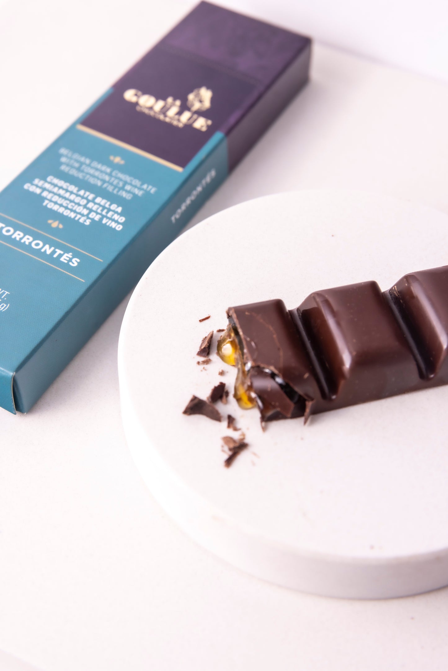 #3 Gift Basket: 6 Chocolate Bars + 4 Chocolate Tablets + Awi Gran Corte 2018 (90pts James Suckling)+ White Blend 2019